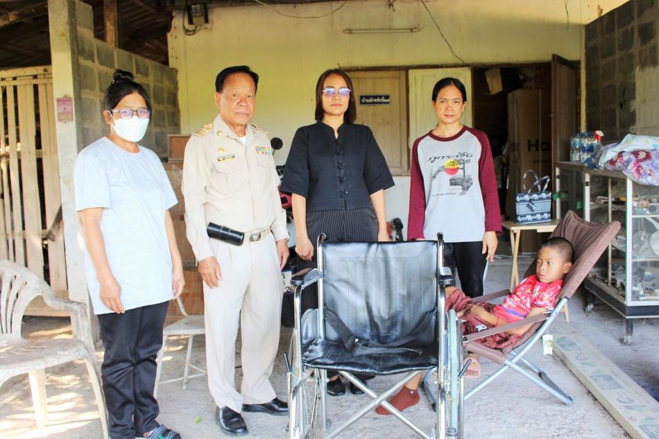 ตรวจเยี่ยมผู้ป่วยติดเตียง